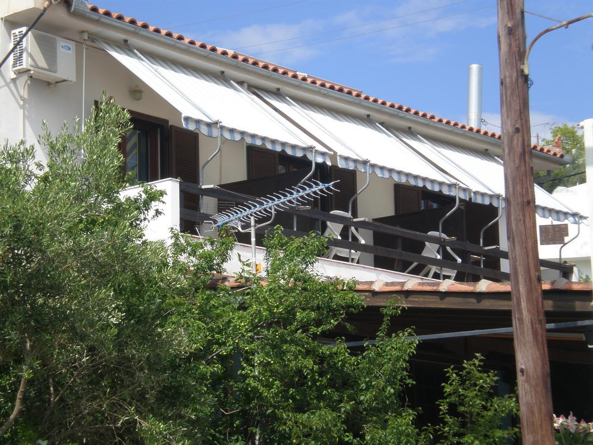 Apartmán Salonikios Pteleós Exteriér fotografie